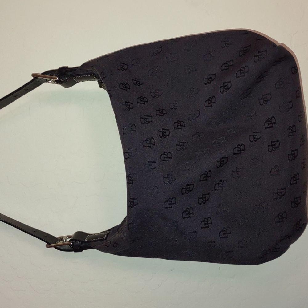 Love this black purse!!!!